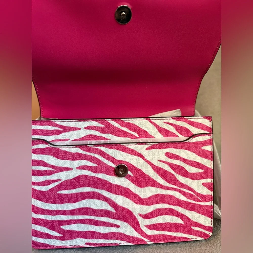 🩷MICHAEL MICHAEL KORS🩷Greenwich Dragonfruit Animal Print Sm Flap Crossbody/NWT